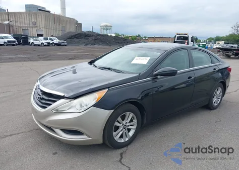 2011 Hyundai Sonata Gls z USA, uszkodzony, nr VIN 5NPEB4AC3BH153428